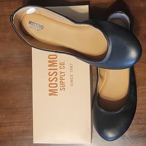 Mossimo Black Slip On Ballet Flats